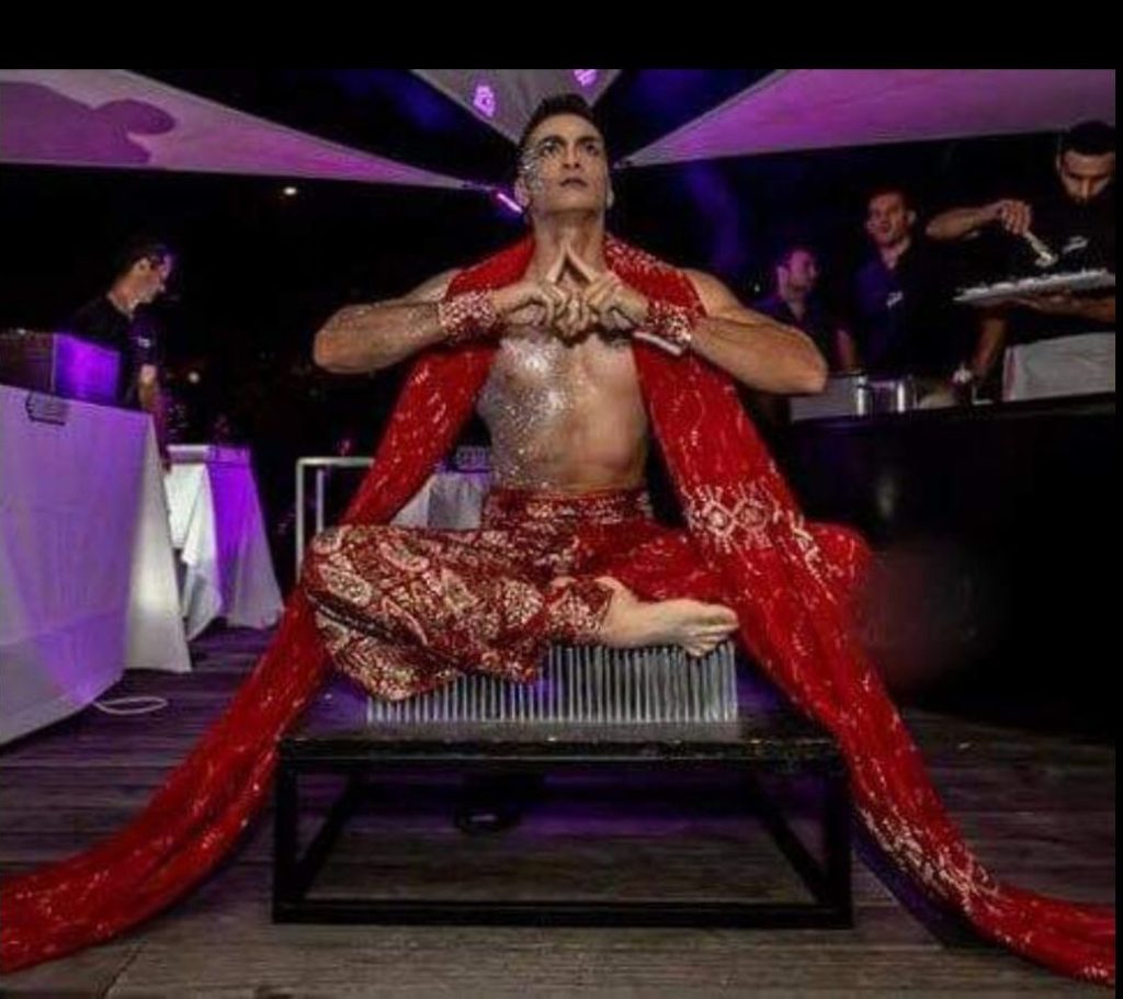 spectacle de fakir, planche cloute